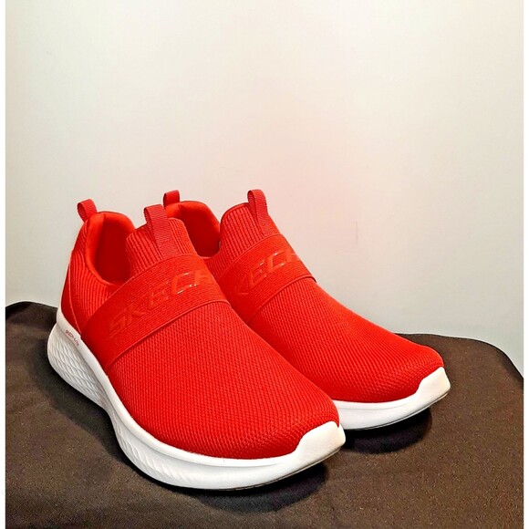 Skechers Red Athletic Shoes - Picture 1 of 10